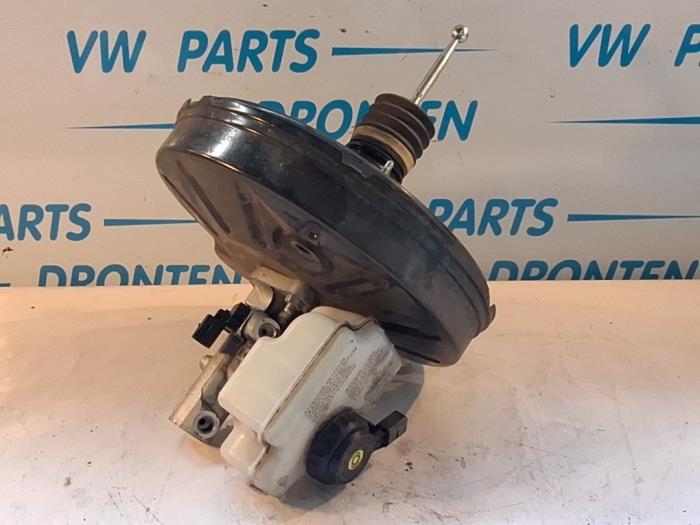 Usagé Assistant de freinage Volkswagen Caddy IV 2.0 TDI 102 Prix € 121,00 Prix TTC proposé par VW Parts Dronten