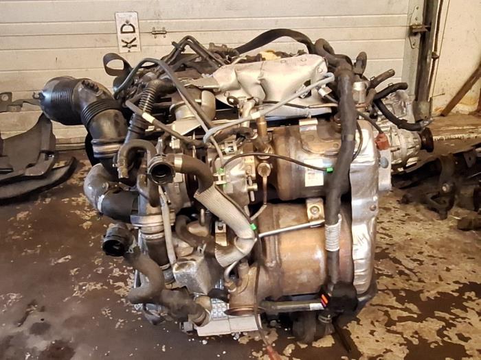 Engine Volkswagen Caddy IV 2.0 TDI 102 - 04L100090F DFSD