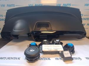Used Airbag set + dashboard Volkswagen Up! (121) 1.0 12V 60 Price € 750,00 Margin scheme offered by VW Parts Dronten