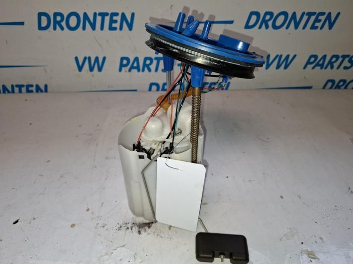 Usagé Pompe d'injection Volkswagen Polo VI (AW1) 1.0 TSI 12V Prix € 45,00 Règlement à la marge proposé par VW Parts Dronten