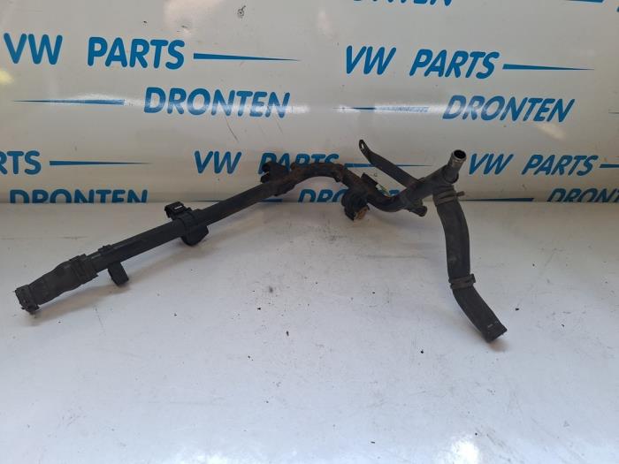 Begagnade Vattenrör Volkswagen Transporter T4 2.5 TDI Pris € 30,00 Marginaltabell erbjuds av VW Parts Dronten
