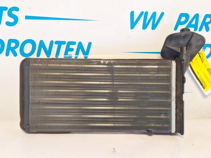 Używane Grzejnik Volkswagen Transporter T4 2.5 TDI Cena € 30,00 Procedura marży oferowane przez VW Parts Dronten