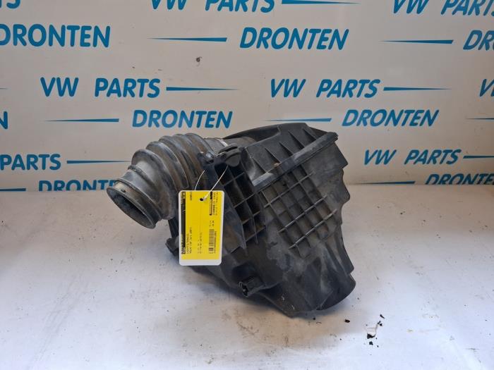 Begagnade Luftfilterhus Volvo C30 (EK/MK) 1.8 16V Flexifuel Pris € 30,00 Marginaltabell erbjuds av VW Parts Dronten