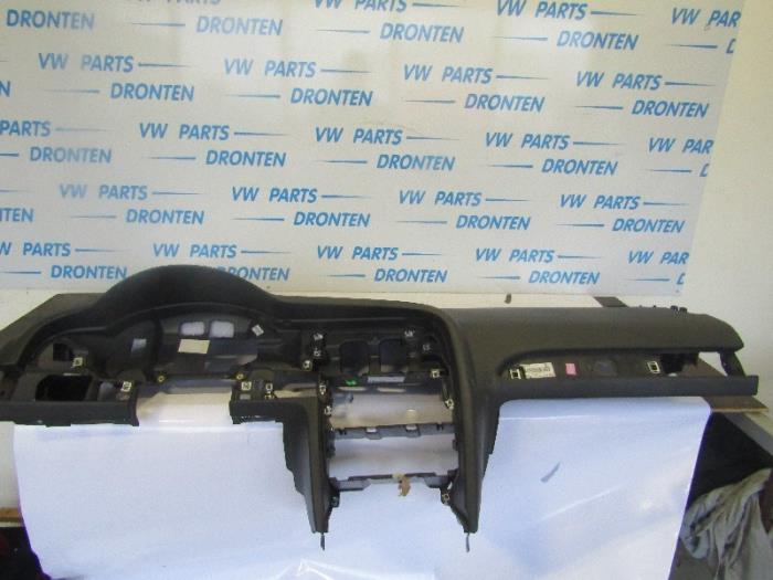 Begagnade Instrumentbräda Audi A6 Quattro (C6) Pris € 450,00 Marginaltabell erbjuds av VW Parts Dronten