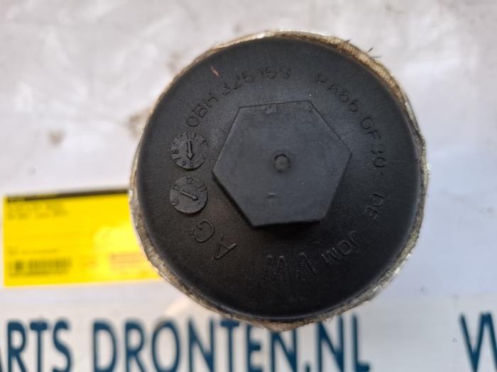Begagnade Oljefilterlock Volkswagen Golf VII (AUA) 1.4 GTE 16V Pris € 15,00 Marginaltabell erbjuds av VW Parts Dronten