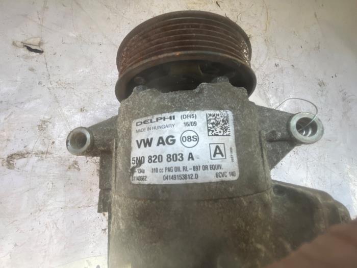 Usagé Pompe clim Volkswagen Golf VI (5K1) 2.0 TDI 16V Prix € 45,00 Règlement à la marge proposé par VW Parts Dronten