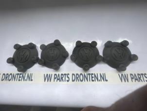 Begagnade Navkapsel Volkswagen Caddy IV 1.6 TDI 16V Pris € 30,00 Marginaltabell erbjuds av VW Parts Dronten