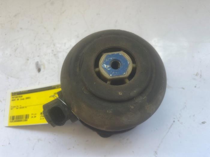 Used Engine mount Audi A8 (D3) 3.7 V8 40V Quattro Price € 20,00 Margin scheme offered by VW Parts Dronten