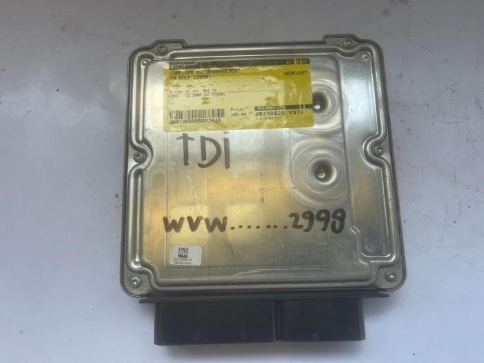 Usagé Ordinateur gestion moteur Volkswagen Golf VI (5K1) 2.0 TDI 16V Prix € 120,00 Règlement à la marge proposé par VW Parts Dronten