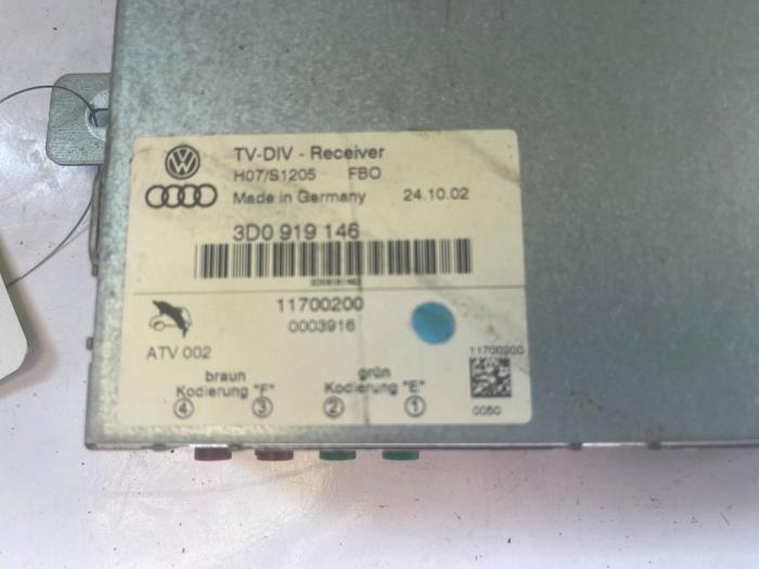 Begagnade Modul (diverse) Volkswagen Phaeton (3D) 6.0 W12 48V 4Motion Pris € 75,00 Marginaltabell erbjuds av VW Parts Dronten
