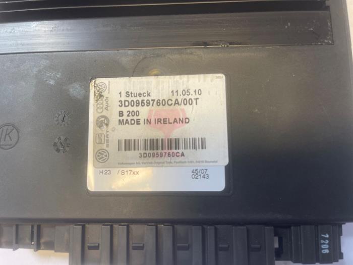 Used Computer, miscellaneous Volkswagen Phaeton (3D) 6.0 W12 48V 4Motion Price € 100,00 Margin scheme offered by VW Parts Dronten