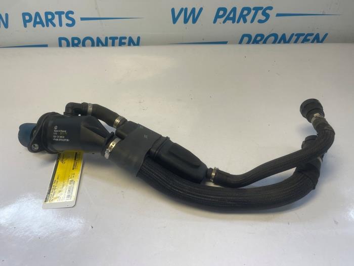 Gebrauchte Füllrohr adbluetank Volkswagen Transporter T6 2.0 TDI 150 Preis € 60,00 Margenregelung angeboten von VW Parts Dronten