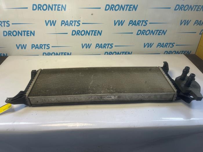 Gebrauchte Kühler Volkswagen Transporter T6 2.0 TDI 150 Preis € 50,00 Margenregelung angeboten von VW Parts Dronten