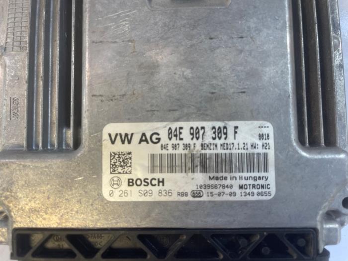 Używane Komputer sterowania silnika Volkswagen Golf VII (AUA) 1.4 GTE 16V Cena € 130,00 Procedura marży oferowane przez VW Parts Dronten