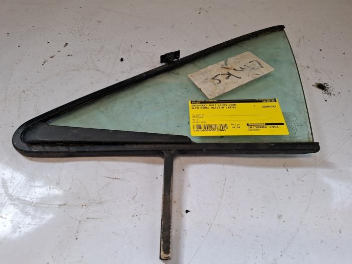 Usados Ventanilla triangular izquierda delante Alfa Romeo Alfetta GT (116) 2.0 GT Precio € 30,00 Norma de margen ofrecido por VW Parts Dronten