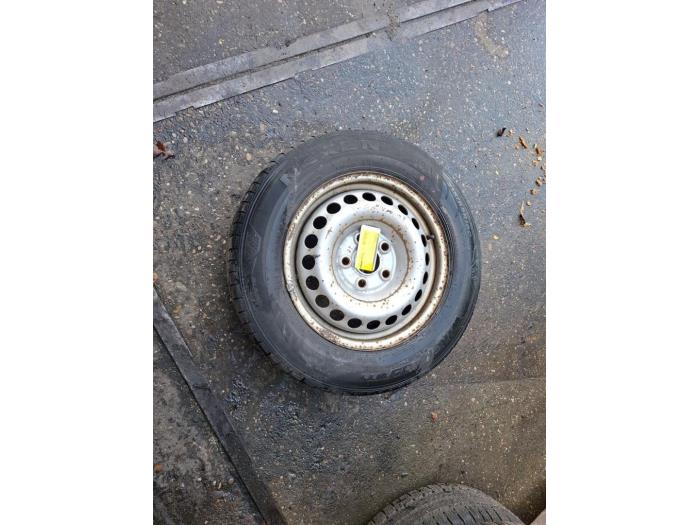 Gebrauchte Reserverad Volkswagen Transporter T6 2.0 TDI 150 Preis € 50,00 Margenregelung angeboten von VW Parts Dronten