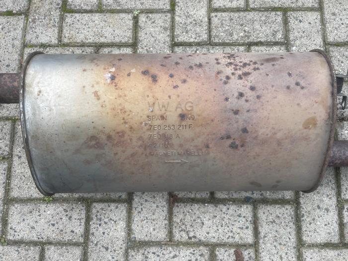 Gebrauchte Auspuff Enddämpfer Volkswagen Transporter T6 2.0 TDI 150 Preis € 150,00 Margenregelung angeboten von VW Parts Dronten