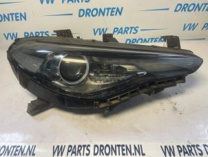Begagnade Strålkastare, höger Alfa Romeo Giulia (952) 2.2d 180 16V Pris € 1.000,00 Marginaltabell erbjuds av VW Parts Dronten