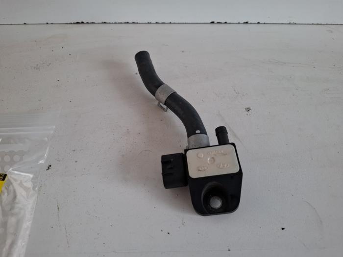 Usados Módulo EGR Kia Xceed 1.6 GDI PHEV Precio € 30,00 Norma de margen ofrecido por VW Parts Dronten