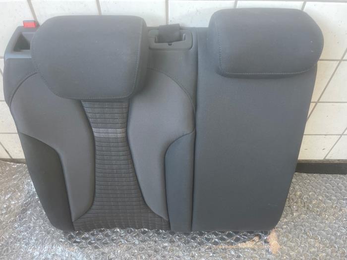 Używane Oparcie kanapy Audi A3 Limousine (8VS/8VM) 2.0 TDI 16V Cena € 80,00 Procedura marży oferowane przez VW Parts Dronten