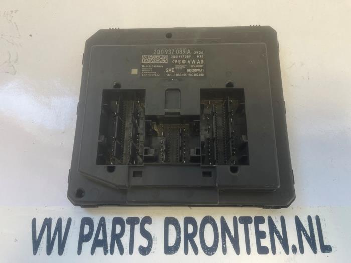 Używane Modul (rózne) Volkswagen Polo VI (AW1) 1.0 TSI 12V Cena € 65,00 Procedura marży oferowane przez VW Parts Dronten