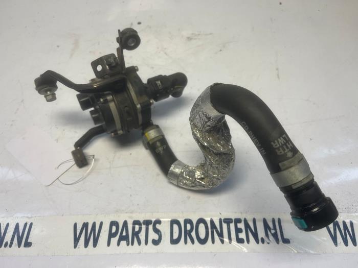 Begagnade Extra vattenpump Kia Xceed 1.6 GDI PHEV Pris € 60,00 Marginaltabell erbjuds av VW Parts Dronten