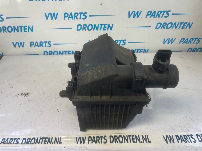 Begagnade Luftfilterhus Volkswagen Transporter T4 2.5 TDI Pris € 40,00 Marginaltabell erbjuds av VW Parts Dronten