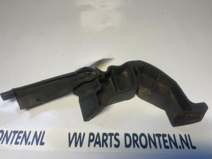 Używane Parawan Alfa Romeo Spider (916) 2.0 16V Twin Spark Cena € 15,00 Procedura marży oferowane przez VW Parts Dronten