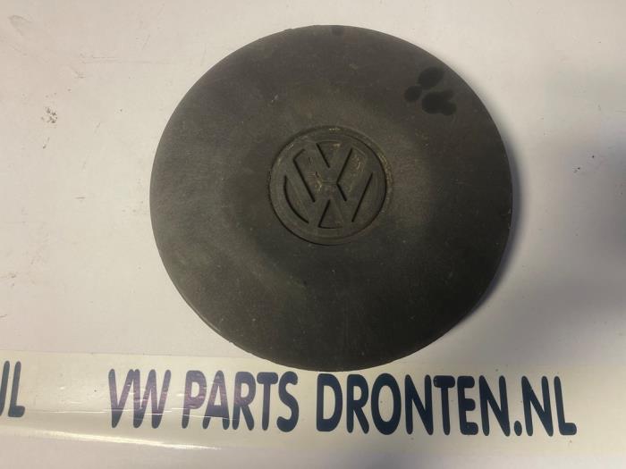Używane Kolpak Volkswagen Transporter/Caravelle T4 1.9 TD Cena € 10,00 Procedura marży oferowane przez VW Parts Dronten