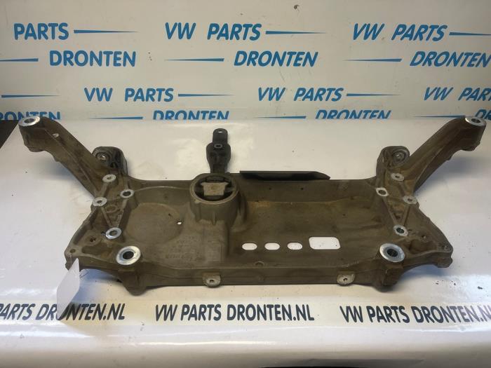 Begagnade Underram Volkswagen Passat Variant (3C5) 1.6 Pris € 65,00 Marginaltabell erbjuds av VW Parts Dronten