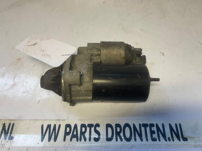 Begagnade Startmotor Audi A4 Avant (B7) 2.0 20V Pris € 30,00 Marginaltabell erbjuds av VW Parts Dronten