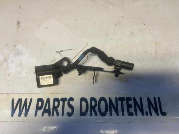 Begagnade Hastighetssensor Audi A8 (D3) 3.7 V8 40V Quattro Pris € 20,00 Marginaltabell erbjuds av VW Parts Dronten