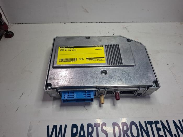 Begagnade Telefonmodul Audi A8 (D3) 3.7 V8 40V Quattro Pris € 100,00 Marginaltabell erbjuds av VW Parts Dronten