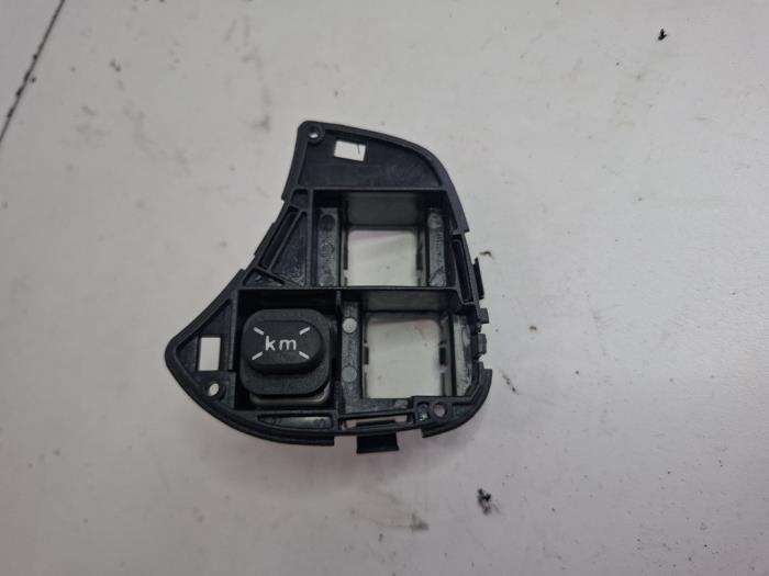 Gebrauchte Schalter Alfa Romeo Spider (916) 2.0 16V Twin Spark Preis € 10,00 Margenregelung angeboten von VW Parts Dronten