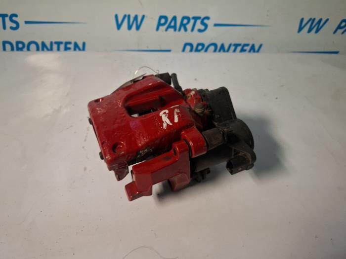 Gebrauchte Bremszange rechts hinten Alfa Romeo Stelvio (949) 2.2d 16V 210 Q4 Preis € 125,00 Margenregelung angeboten von VW Parts Dronten
