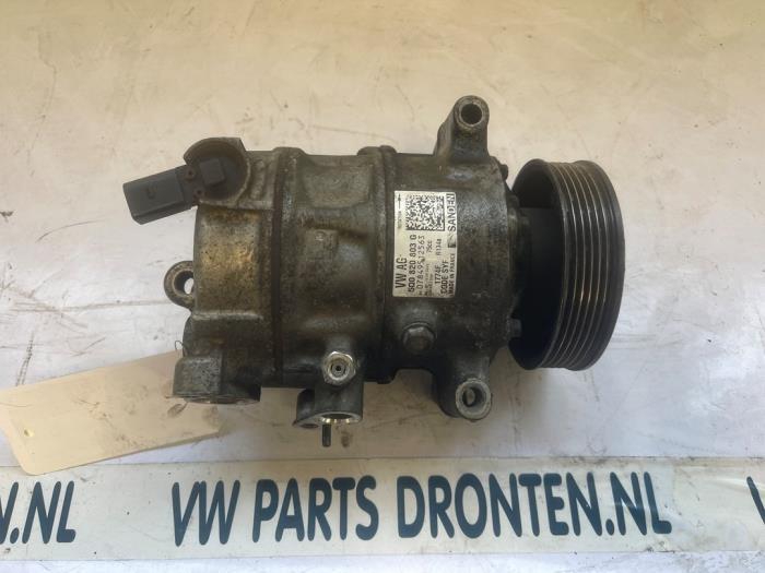 Usagé Compresseur de clim Volkswagen Caddy IV 2.0 TDI 102 Prix € 20,00 Règlement à la marge proposé par VW Parts Dronten