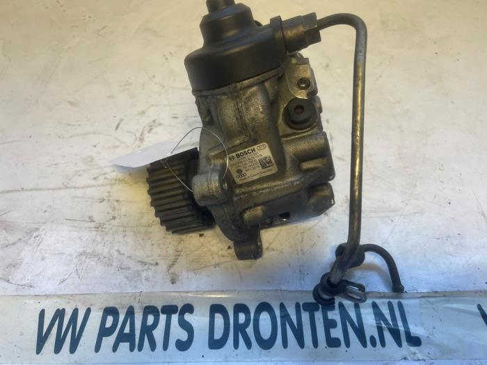 Begagnade Högtryckspump Volkswagen Caddy IV 2.0 TDI 102 Pris € 180,00 Marginaltabell erbjuds av VW Parts Dronten