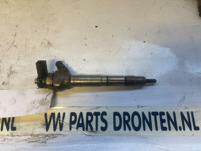 Usagé Injecteurs Volkswagen Caddy IV 2.0 TDI 102 Prix € 25,00 Règlement à la marge proposé par VW Parts Dronten