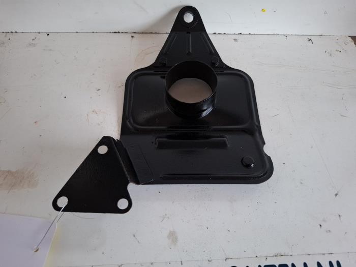 Begagnade Luftfilterhus Alfa Romeo Giulia (105/115) 1600 Super Pris € 20,00 Marginaltabell erbjuds av VW Parts Dronten