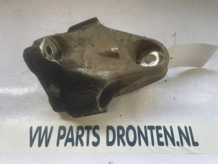 Used Engine mount Alfa Romeo Stelvio (949) 2.2d 16V 210 Q4 Price € 40,00 Margin scheme offered by VW Parts Dronten
