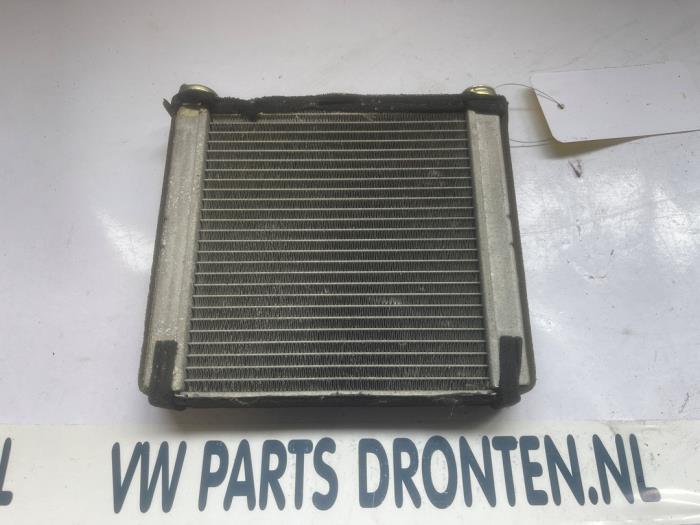 Używane Grzejnik Audi A8 (D3) 4.2 V8 40V Quattro Cena € 40,00 Procedura marży oferowane przez VW Parts Dronten