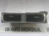 Audi A4 Avant (B8) 2.0 TDI 16V Luftgitter Armaturenbrett