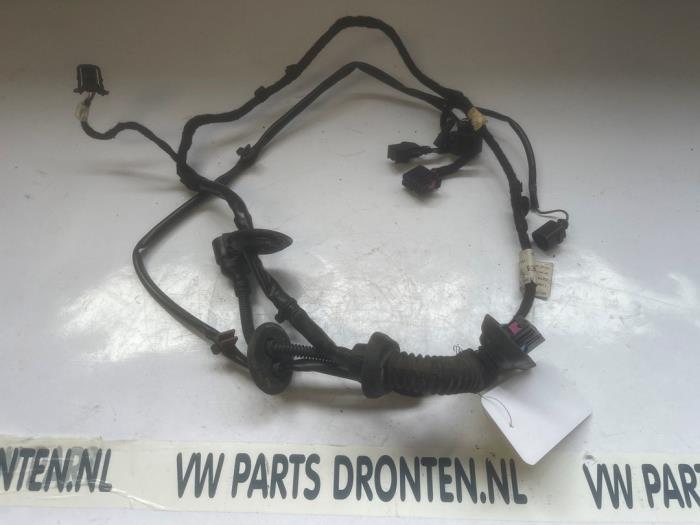 Begagnade Kablage Audi A8 (D3) 4.2 V8 40V Quattro Pris € 25,00 Marginaltabell erbjuds av VW Parts Dronten