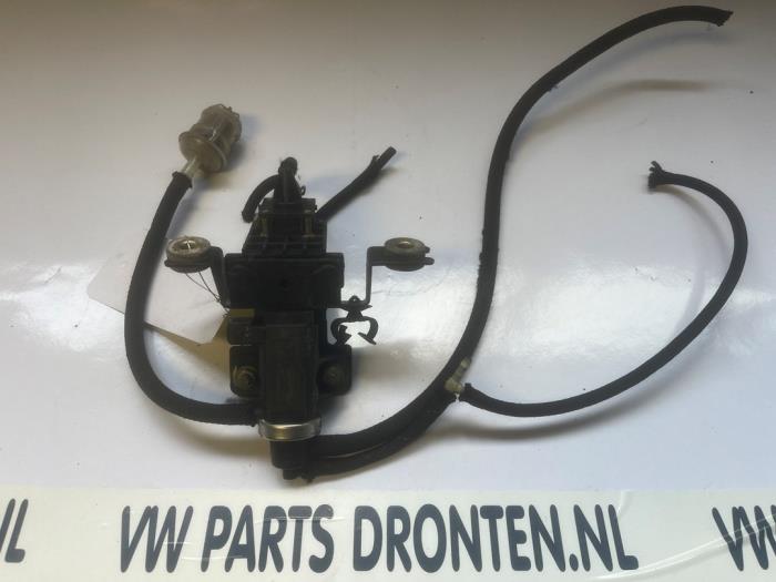 Usagé Régulateur pression turbo Volkswagen Transporter T4 2.5 TDI Prix € 20,00 Règlement à la marge proposé par VW Parts Dronten