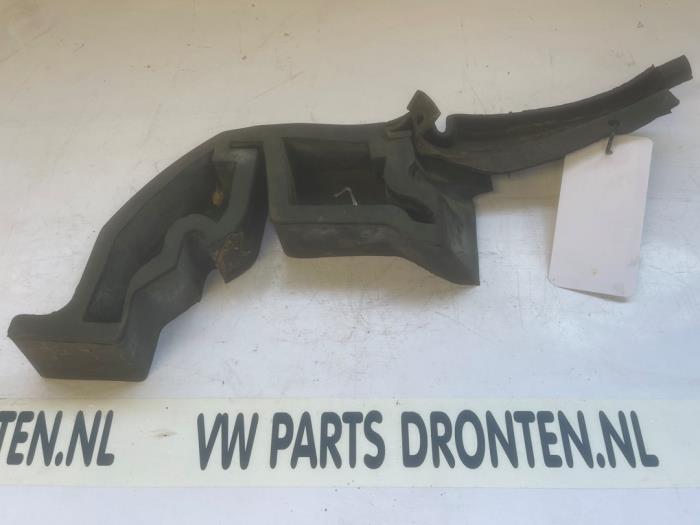 Używane Parawan Alfa Romeo Spider (916) 2.0 16V Twin Spark Cena € 15,00 Procedura marży oferowane przez VW Parts Dronten