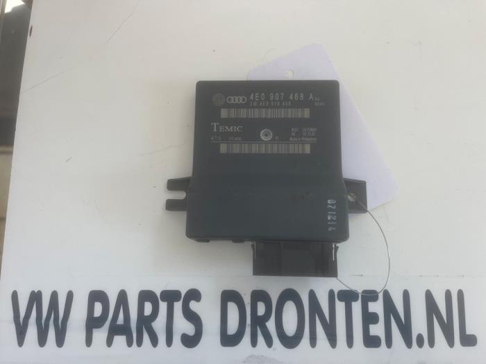 Usados Módulo Gateway Audi A8 (D3) 4.2 V8 40V Quattro Precio € 20,00 Norma de margen ofrecido por VW Parts Dronten