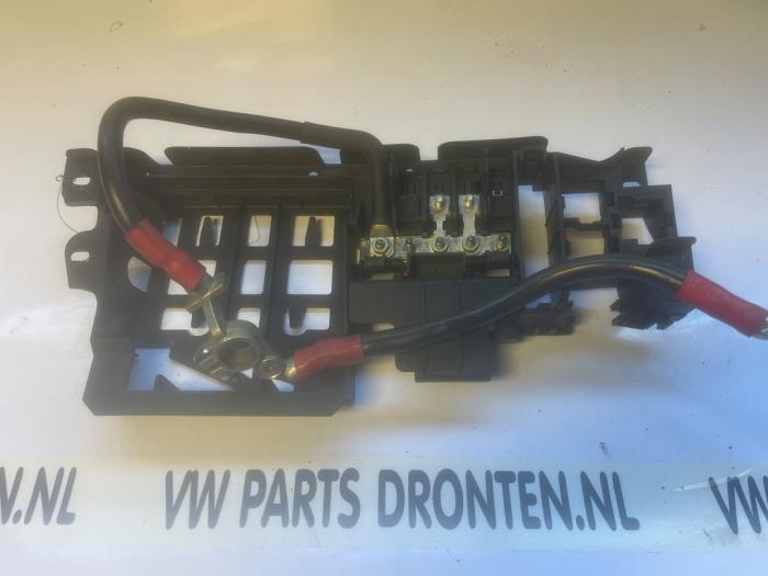 Begagnade Stöd (diverse) Audi A8 (D3) 4.2 V8 40V Quattro Pris € 20,00 Marginaltabell erbjuds av VW Parts Dronten