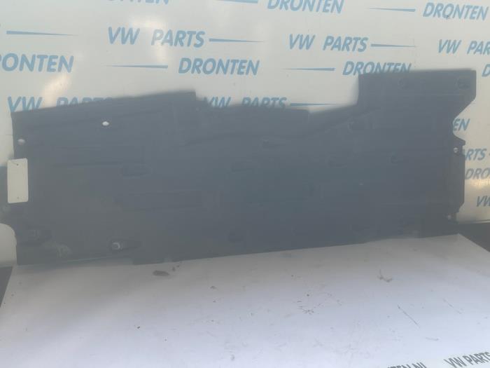 Begagnade Hasplåt Audi A8 (D3) 4.2 V8 40V Quattro Pris € 25,00 Marginaltabell erbjuds av VW Parts Dronten