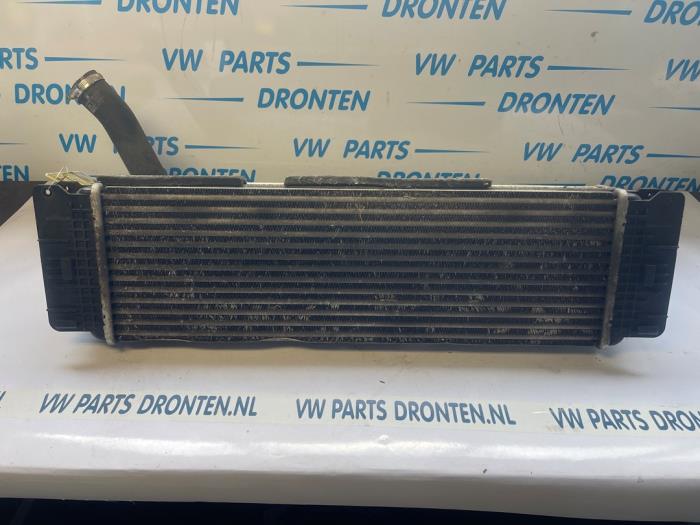 Usagé Intercooler Volkswagen Crafter 2.0 TDI 16V Prix € 30,00 Règlement à la marge proposé par VW Parts Dronten
