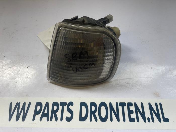 Używane Kierunkowskaz lewy Seat Inca (6K9) 1.9 SDI Cena € 7,50 Procedura marży oferowane przez VW Parts Dronten